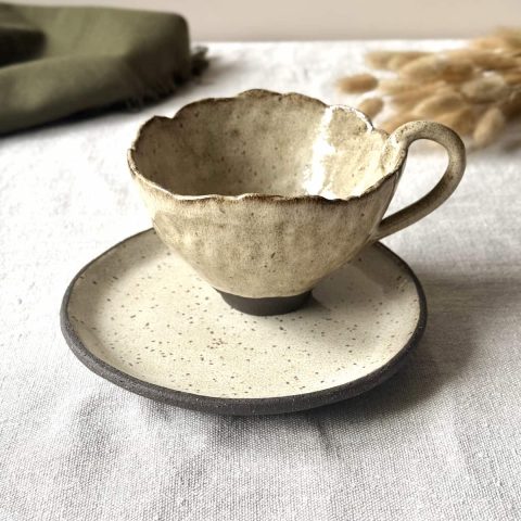 sous-tasse Asma en grès crème
