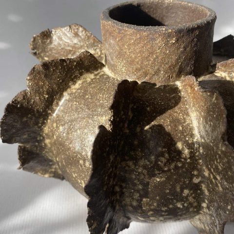 Détails du vase Bakari en grès noir