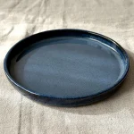 Petite assiette ELIA en céramique artisanale bleu profond